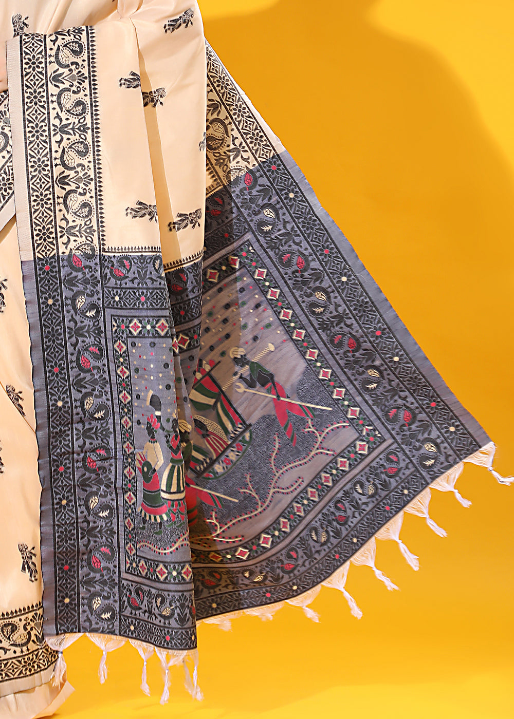 Parchment White Kalamkari Woven Handloom Raw Silk Saree - qivii