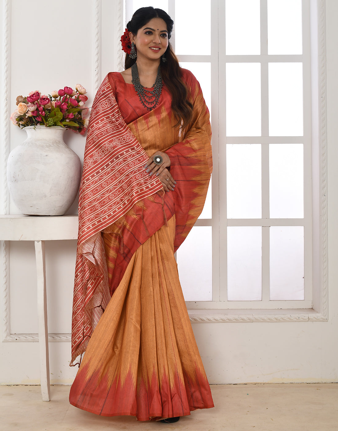 Amber Yellow Tussar Silk Temple Print Saree - qivii