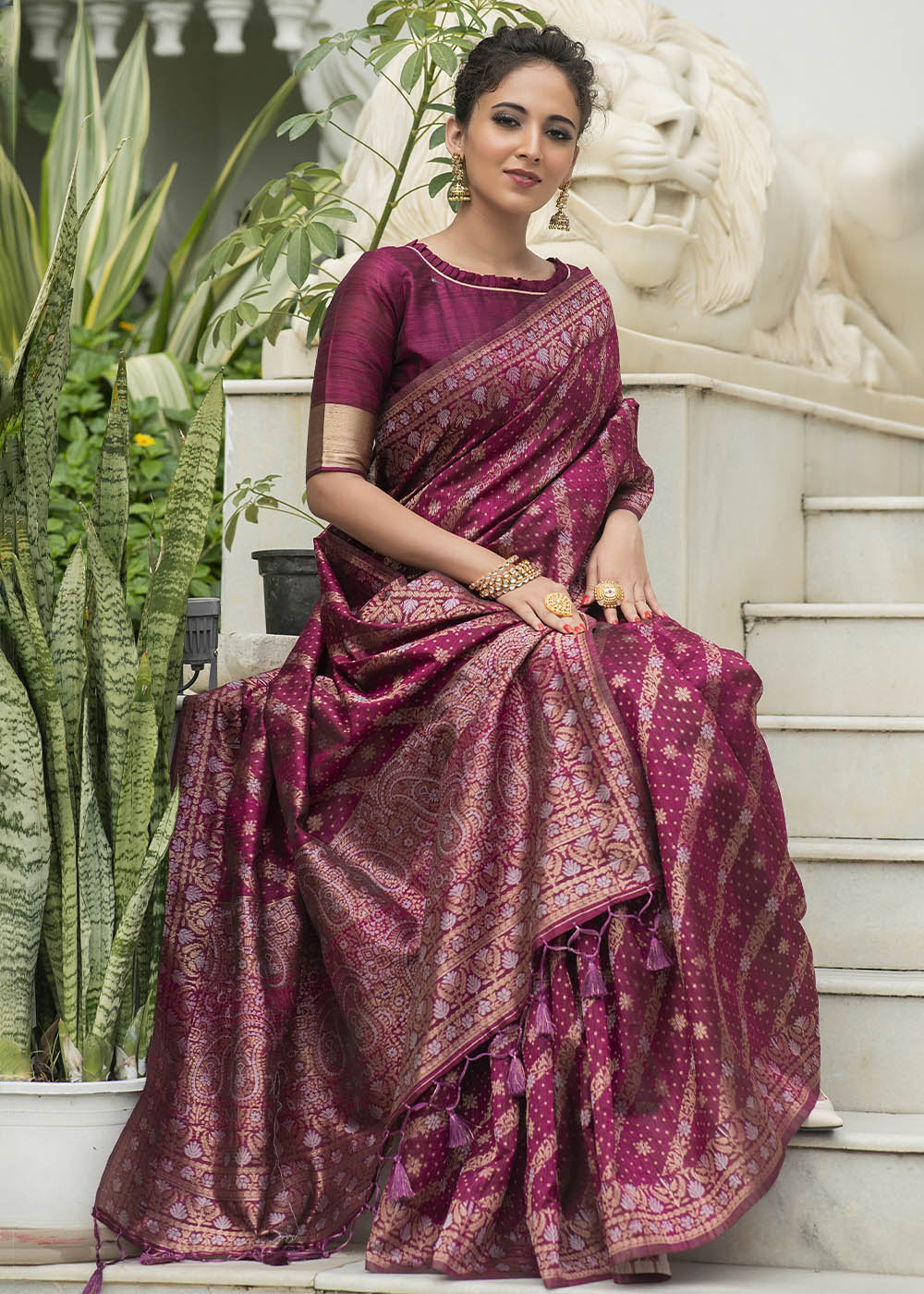 Fandango Purple Zari Woven Tussar Silk Saree with Tassels on Pallu - qivii