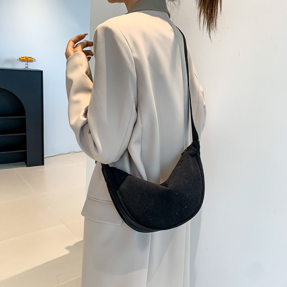 Fanna | Crossbody Belt Bag - By Qivii