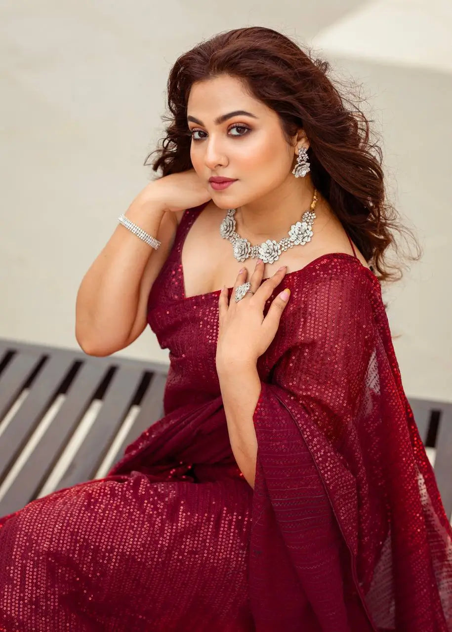 Hot Red Georgette Saree With Sequence Work - qivii