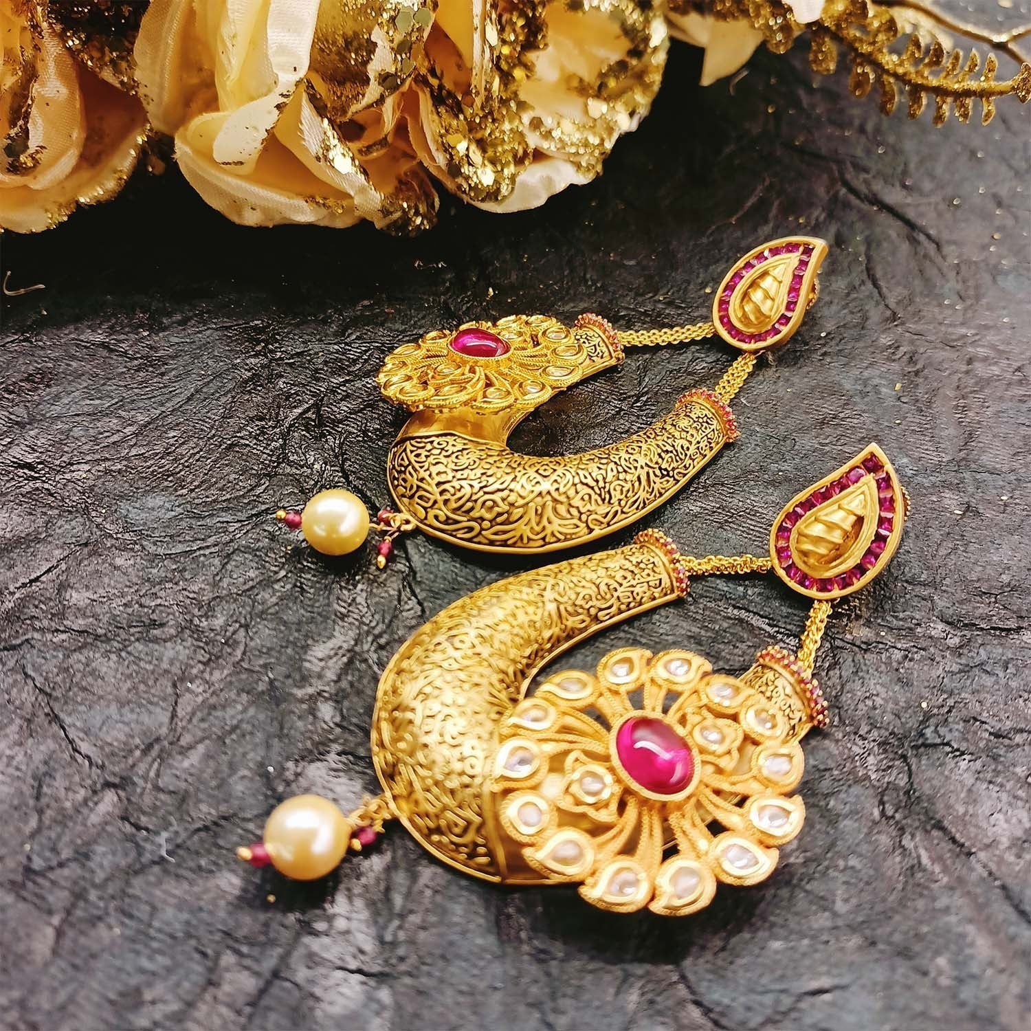 Traditional kundan earrings with beautiful filigree work