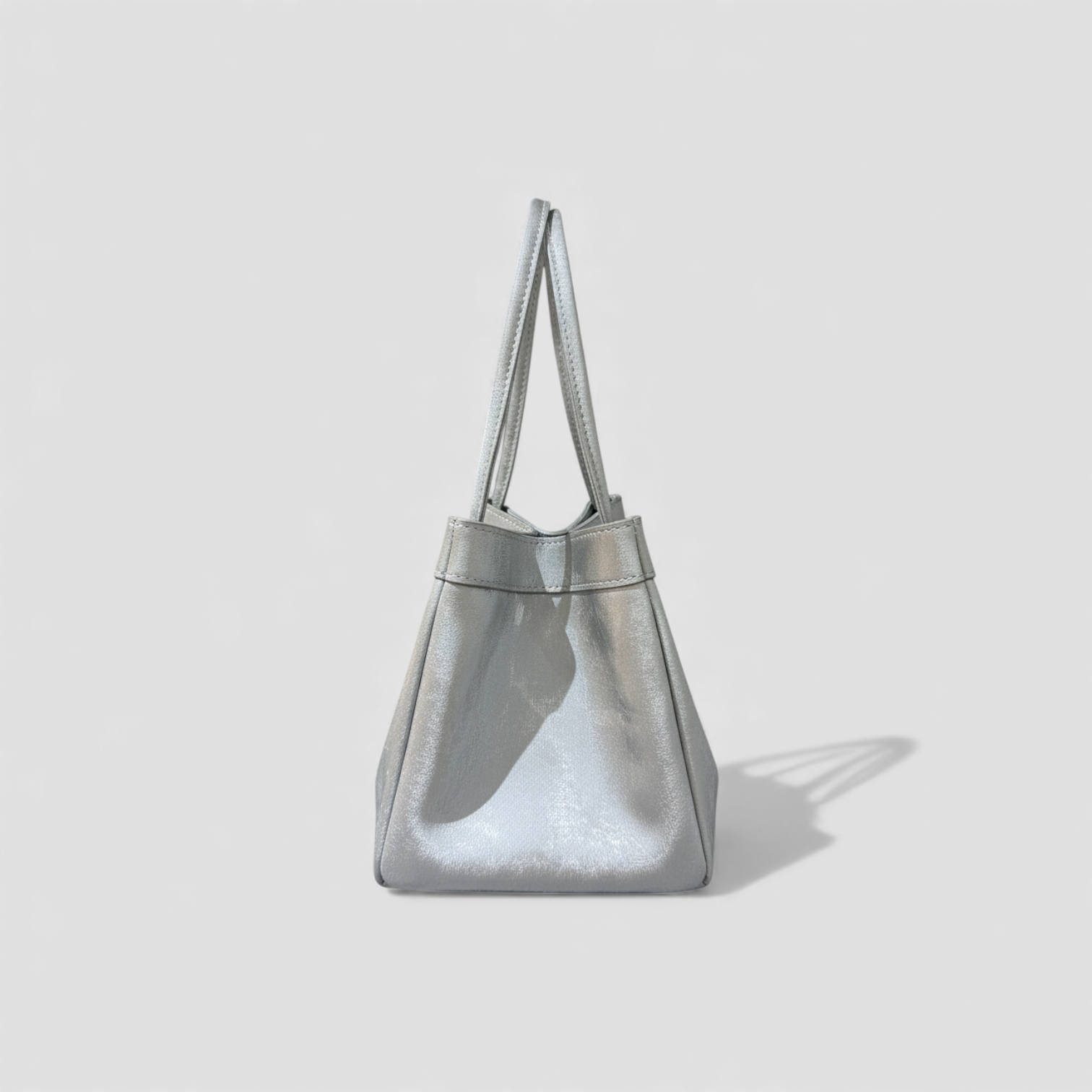 Luna Éclat Handbag — 2-in-1 Silhouette - By Qivii