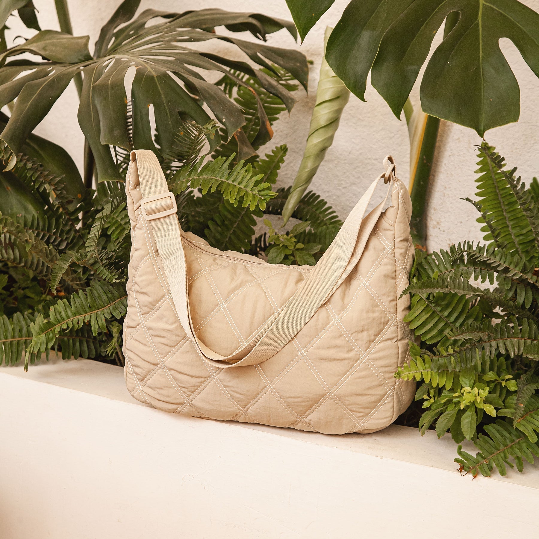 Selvane | Crossbody Bag - By Qivii