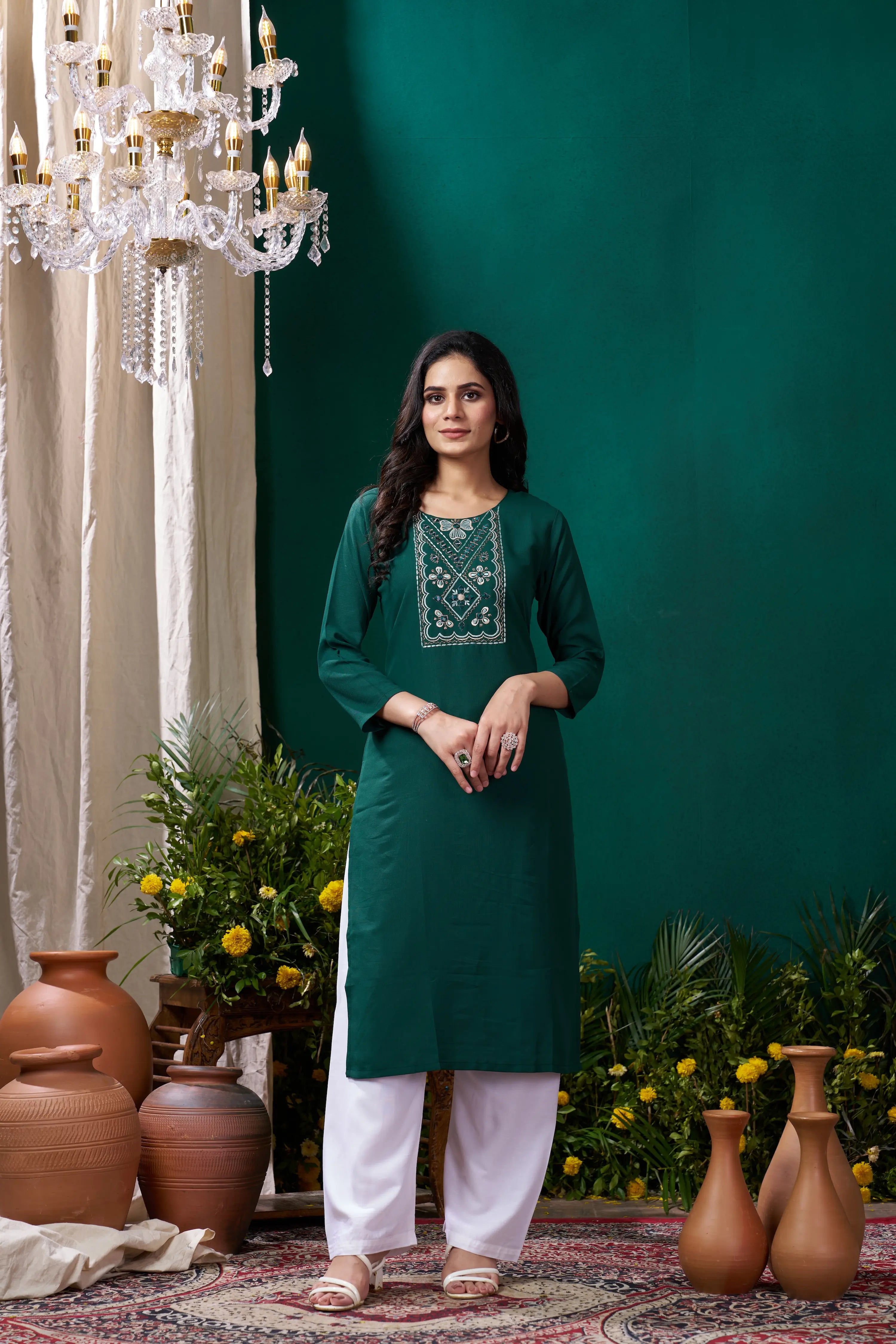 Green Handwork Kurta Set With Pocket - qivii