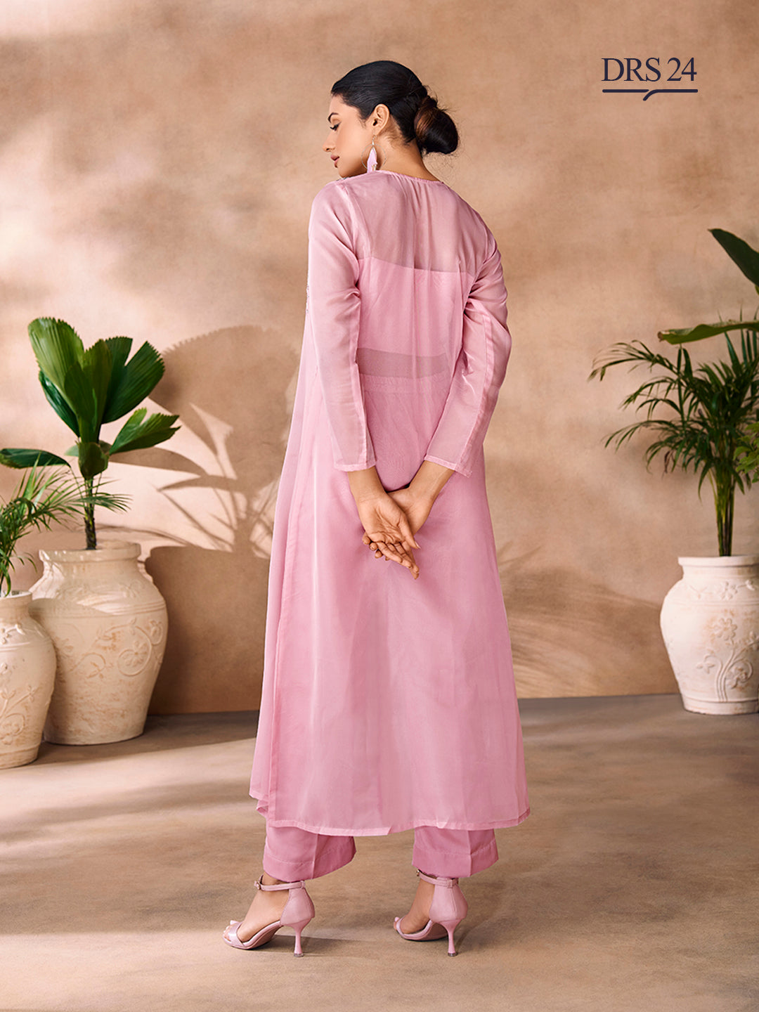 BABY PINK ORGANZA HANDWORK CO-ORD SET - qivii