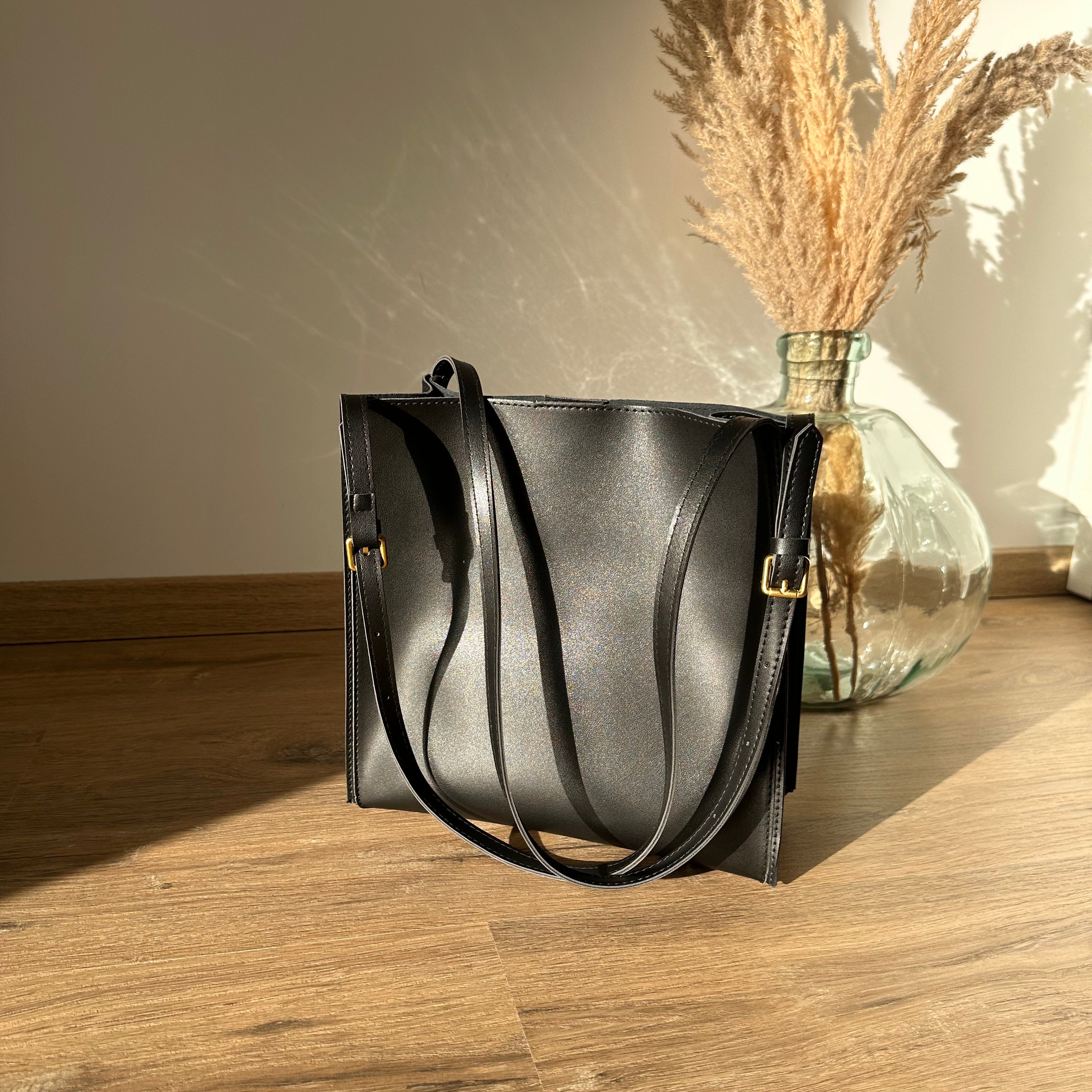 Riva | Tote Bag - By Qivii