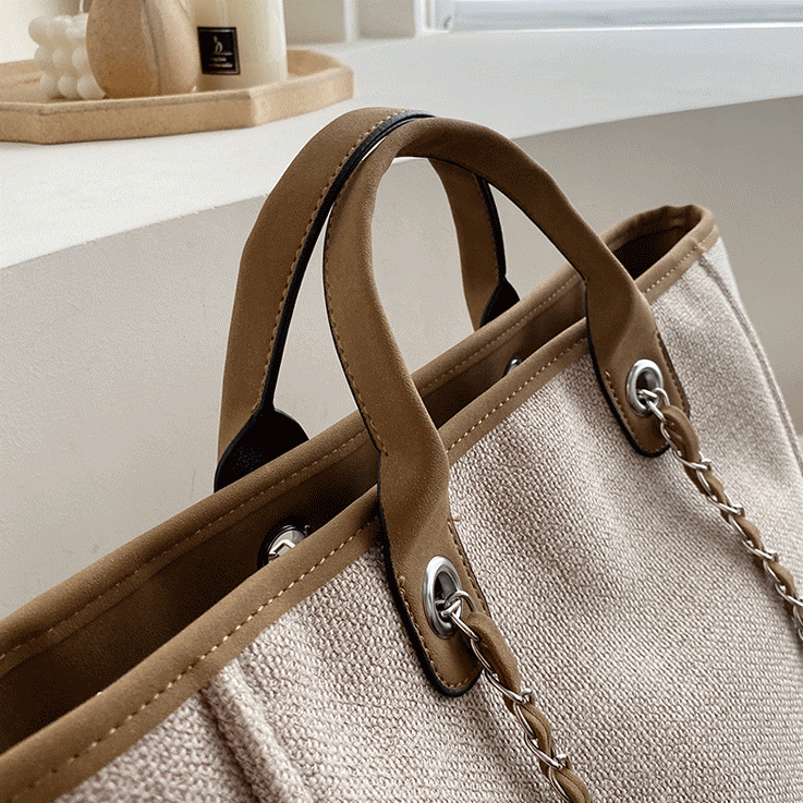 Fulla | Tote Bag - By Qivii