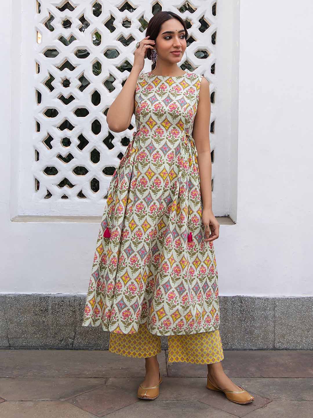 Light Green Cotton Ethnic Motif Side Pleated Kurta Set - qivii