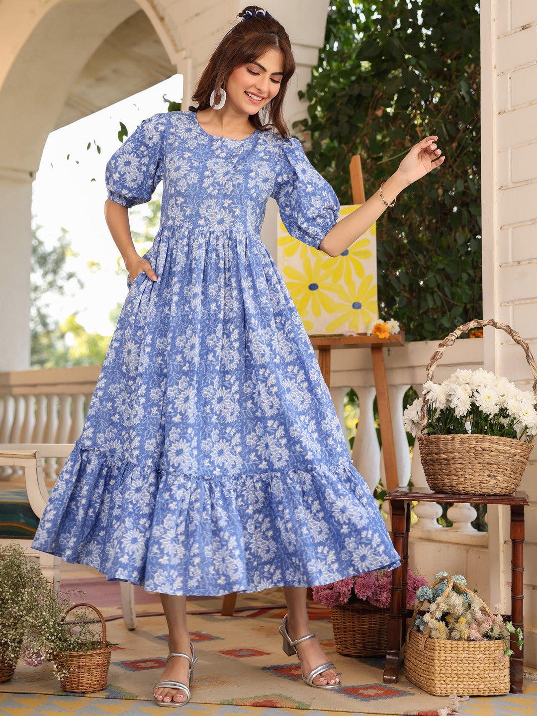 Blue Pure Cotton Floral Printed Tiered Dress - qivii