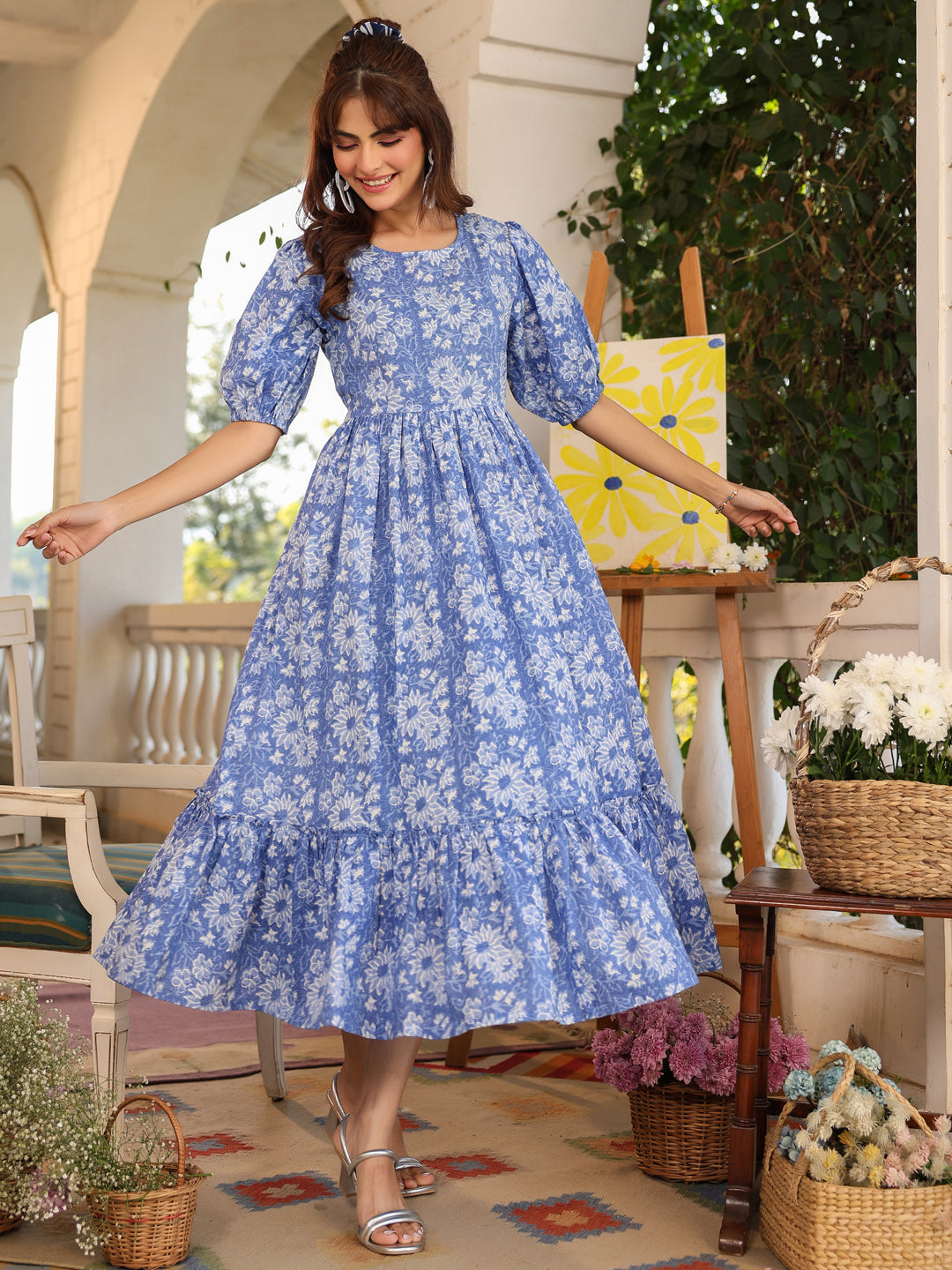 Blue Pure Cotton Floral Printed Tiered Dress - qivii