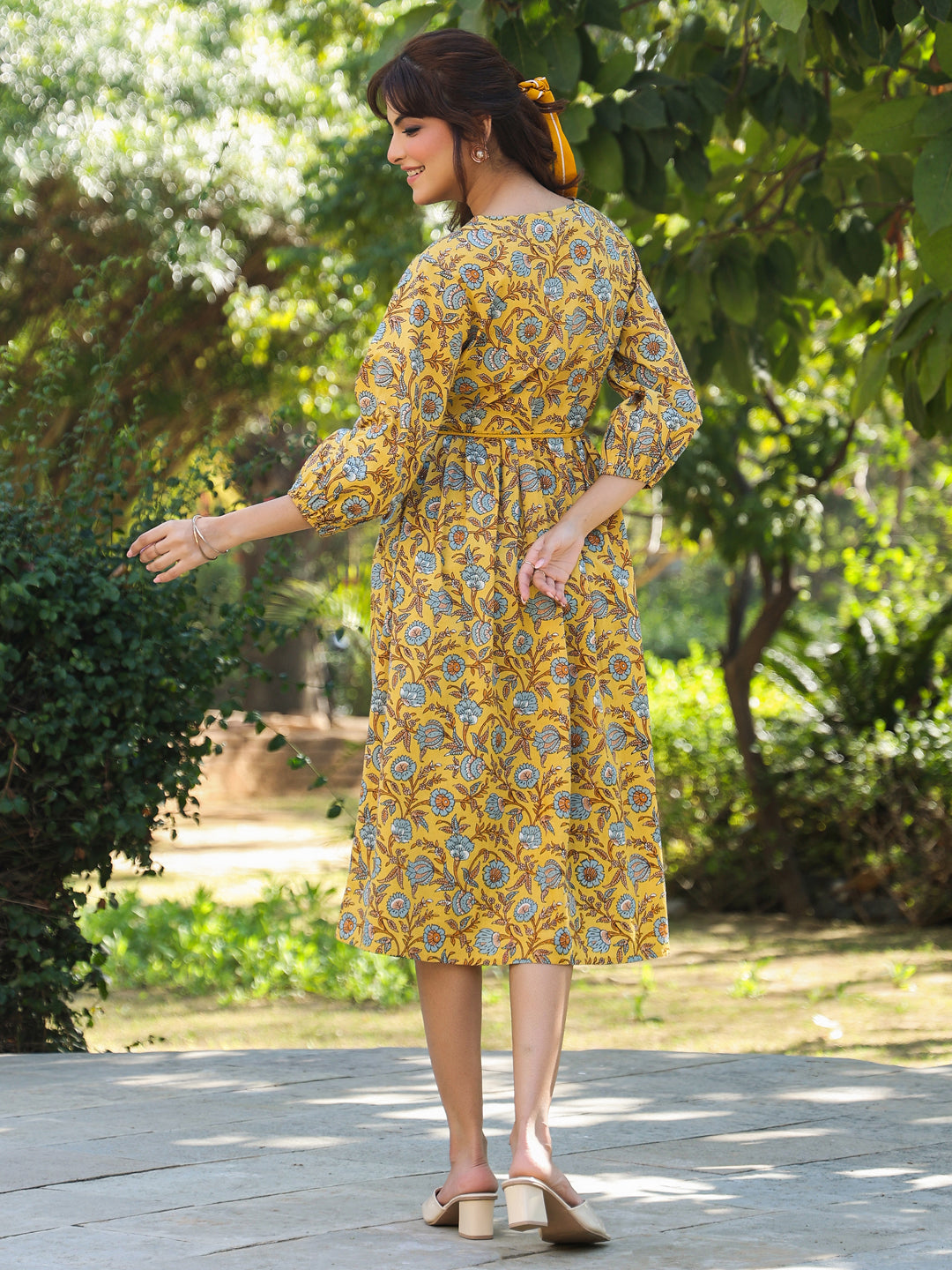 Yellow Pure Cotton Floral Printed A-line Dress - qivii