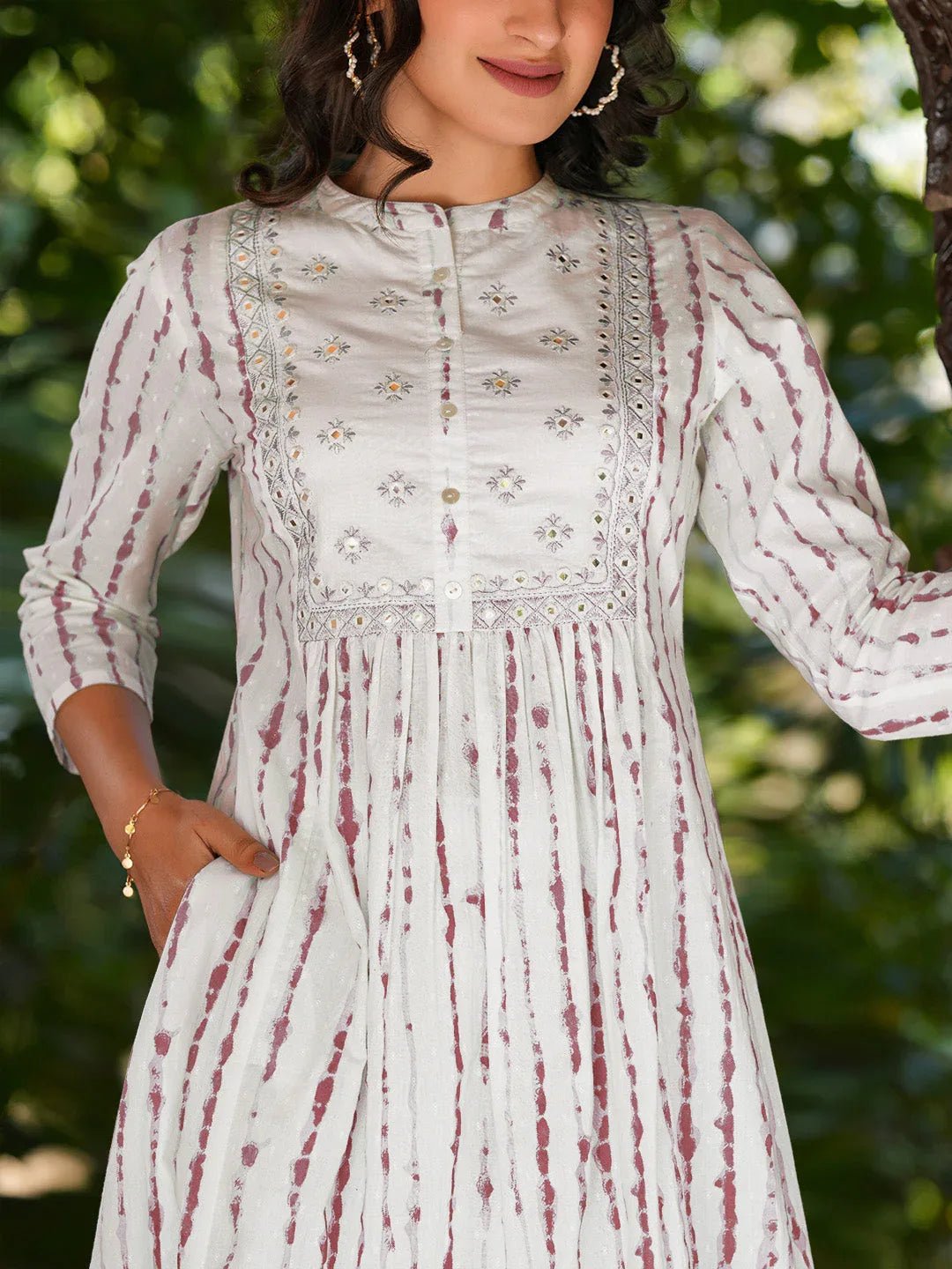 Janasya Women's White Pure Cotton Tie & Dye With Mirror Work A-line Kurta Pant Set