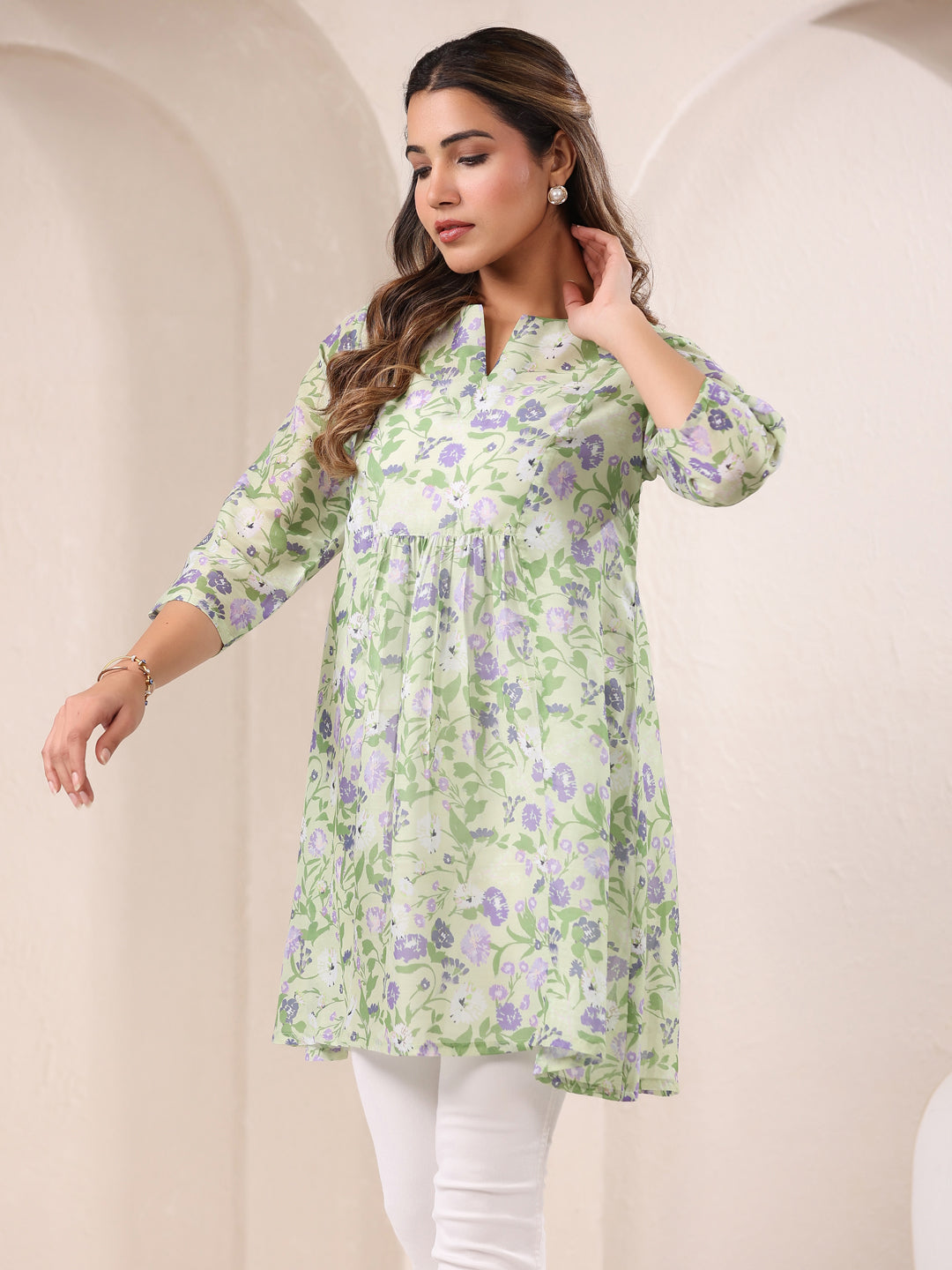Green Pure Cotton Floral Printed A-Line Tunic - qivii