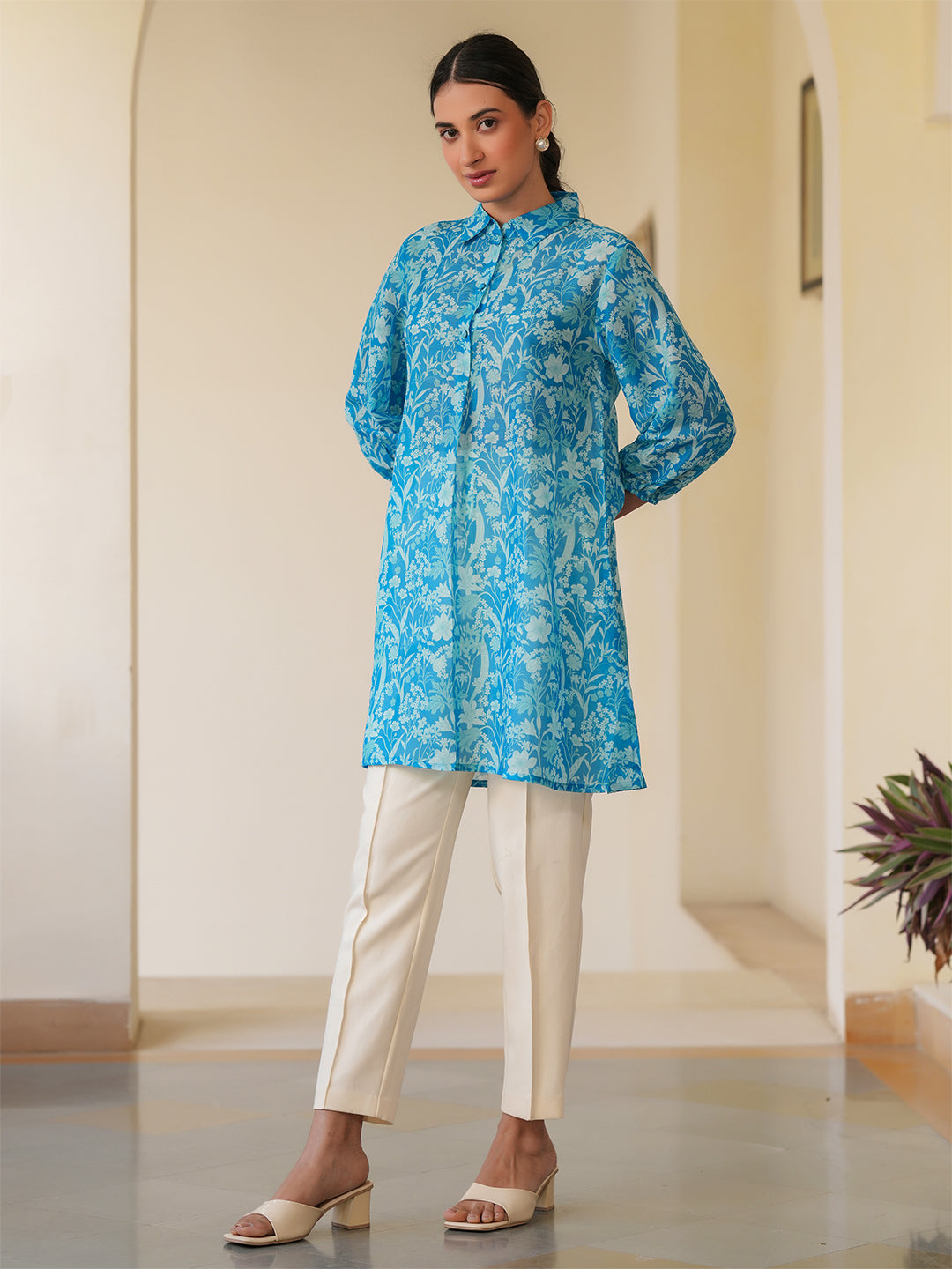 Blue Silk Blend Floral Printed A-line Tunic - qivii
