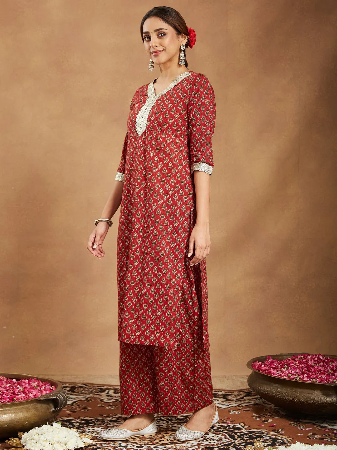 Janasya Women's Maroon Pure Cotton Embellished Floral Printed Straight Kurta With Pant Set