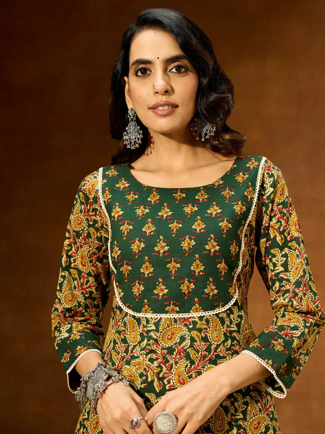 Janasya Women's Green Pure Cotton Paisley Printed Straight Kurta Pant Set