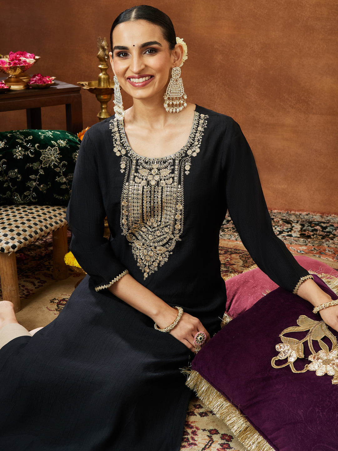 Janasya Women's Black Silk Blend Zari Yoke Embroidered Straight Kurta - qivii