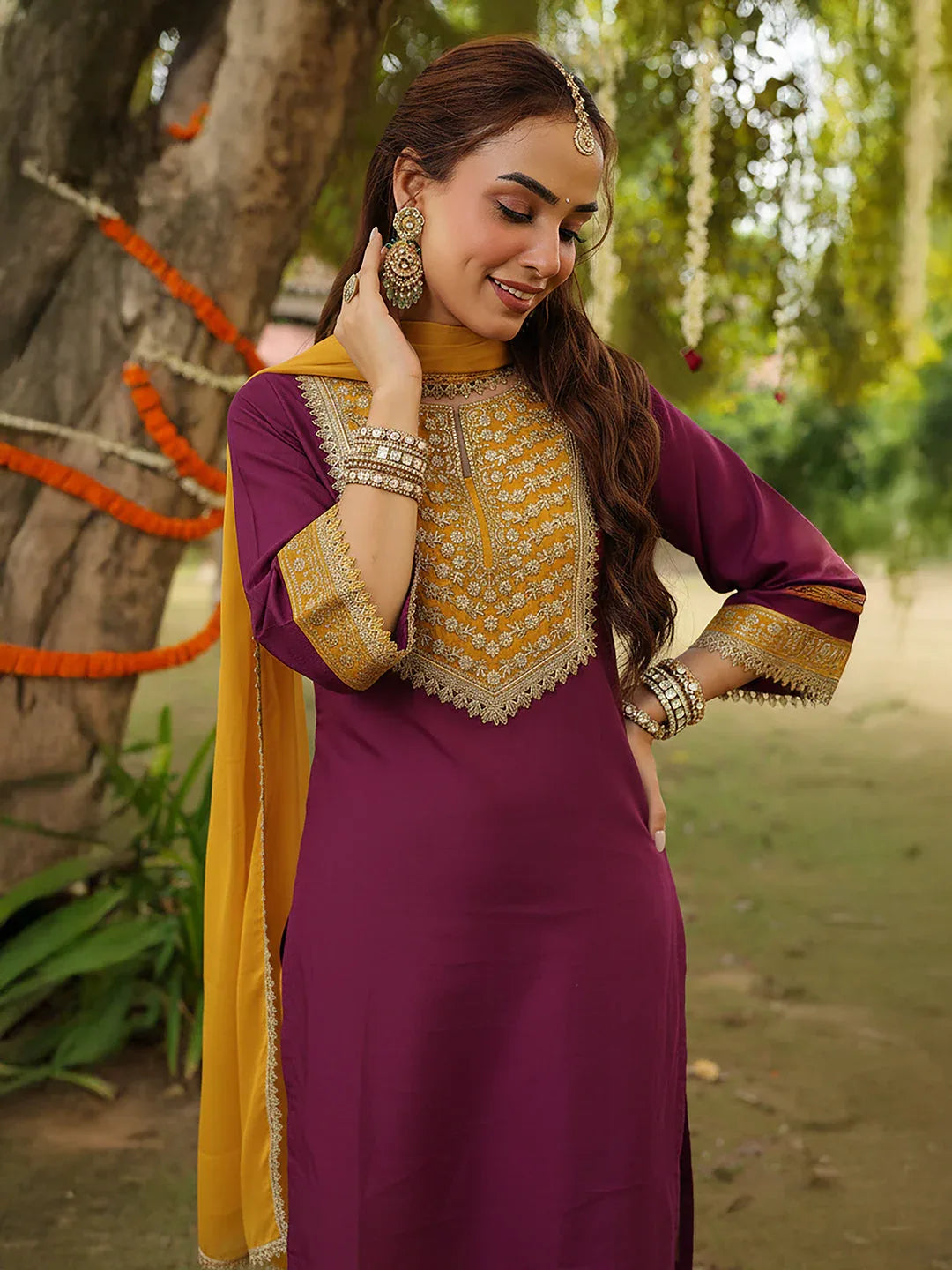 Janasya Women's Purple Silk Blend Zari Yoke Embroidered Straight Kurta Set