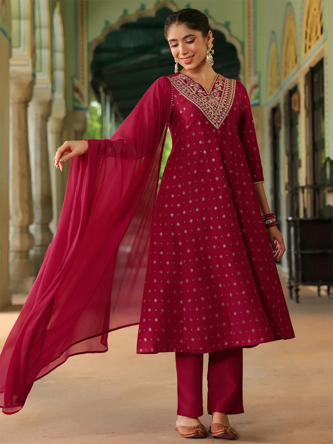 Janasya Women's Pink Silk Blend Zari Yoke Embroidered Gold Printed Anarkali Kurta Set