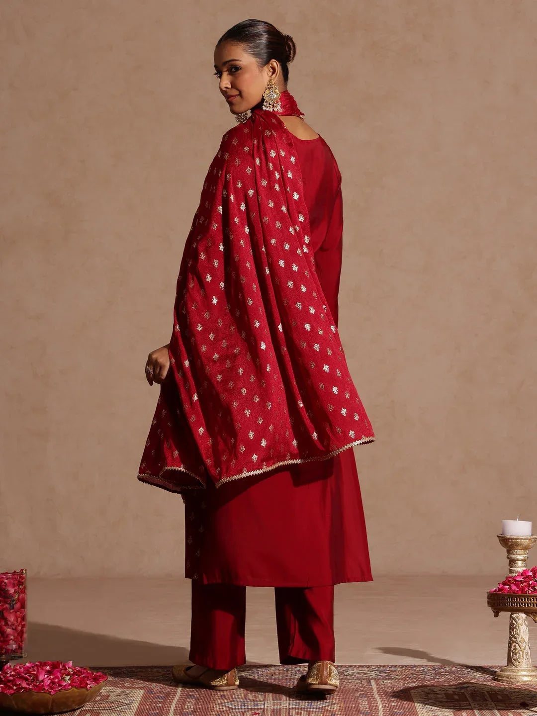 Janasya Women's Maroon Chanderi Silk Zari Yoke Embroiderde Gold Printed Kurta Set