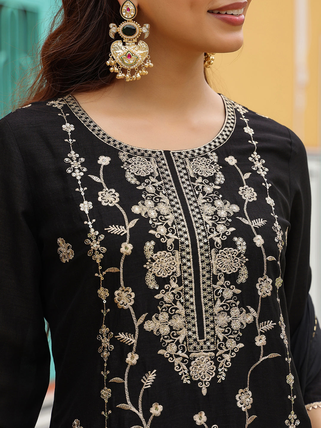 Janasya Women's Black Silk Blend Zari Embroidered Straight Kurta Set - qivii