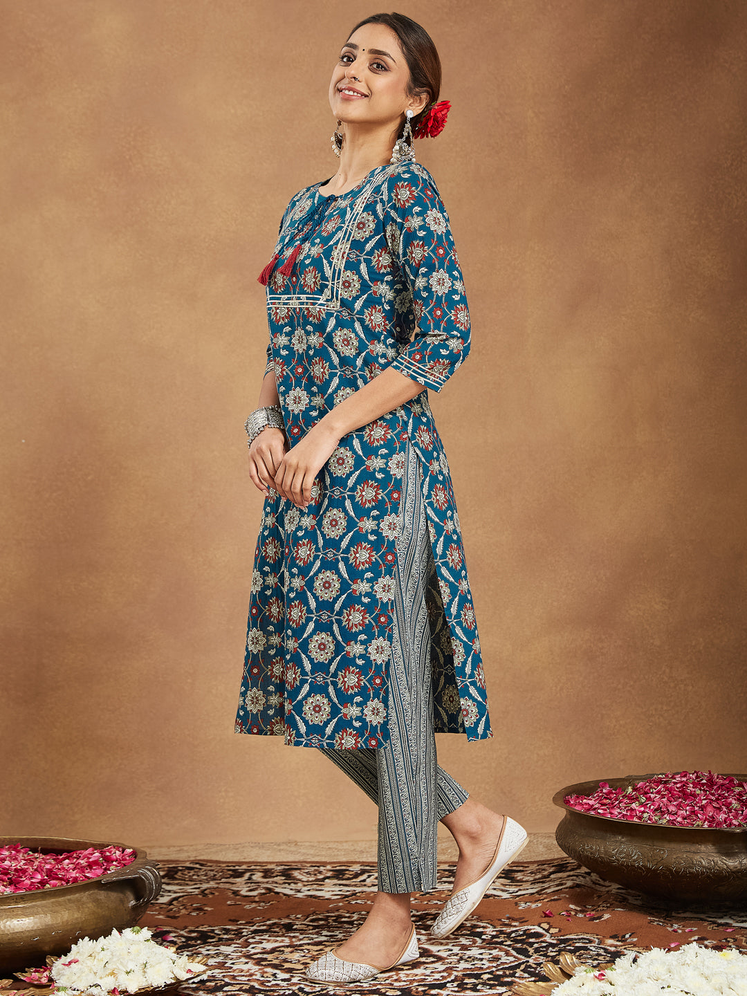 Janasya Women's Teal Blue Pure Cotton Floral Printed Straight Kurta Set - qivii