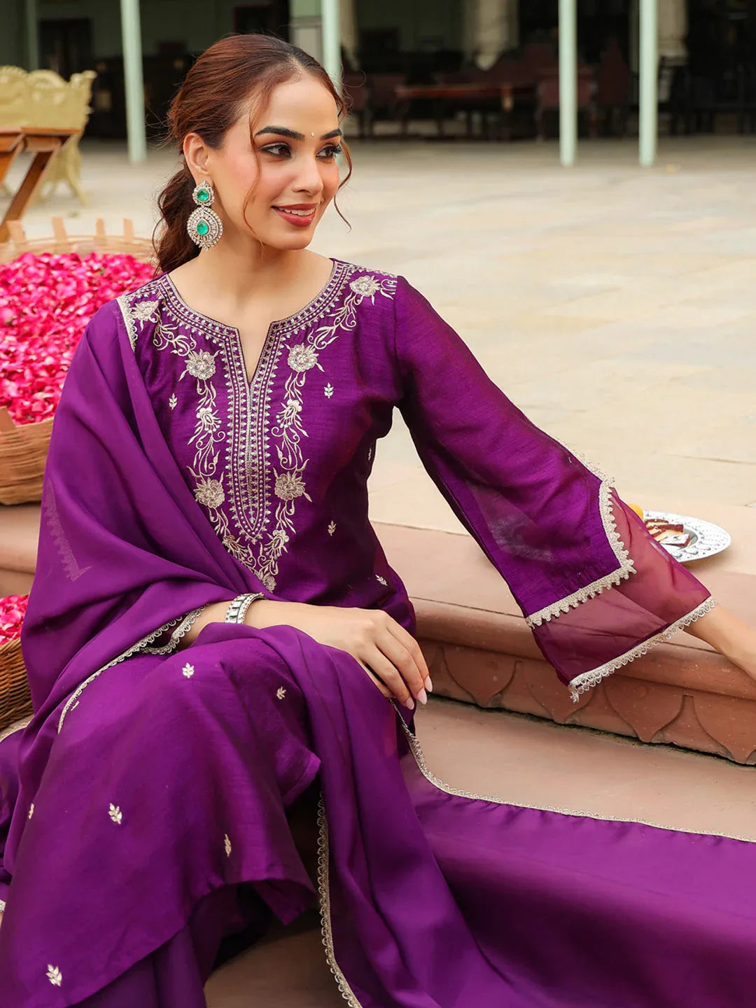 Janasya Women's Purple Silk Blend Zari Embroidered Straight Kurta Set