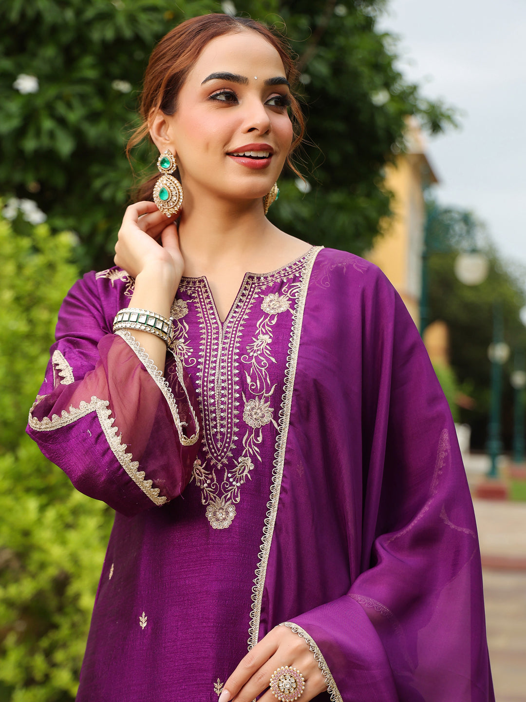 Janasya Women's Purple Silk Blend Zari Embroidered Straight Kurta Set