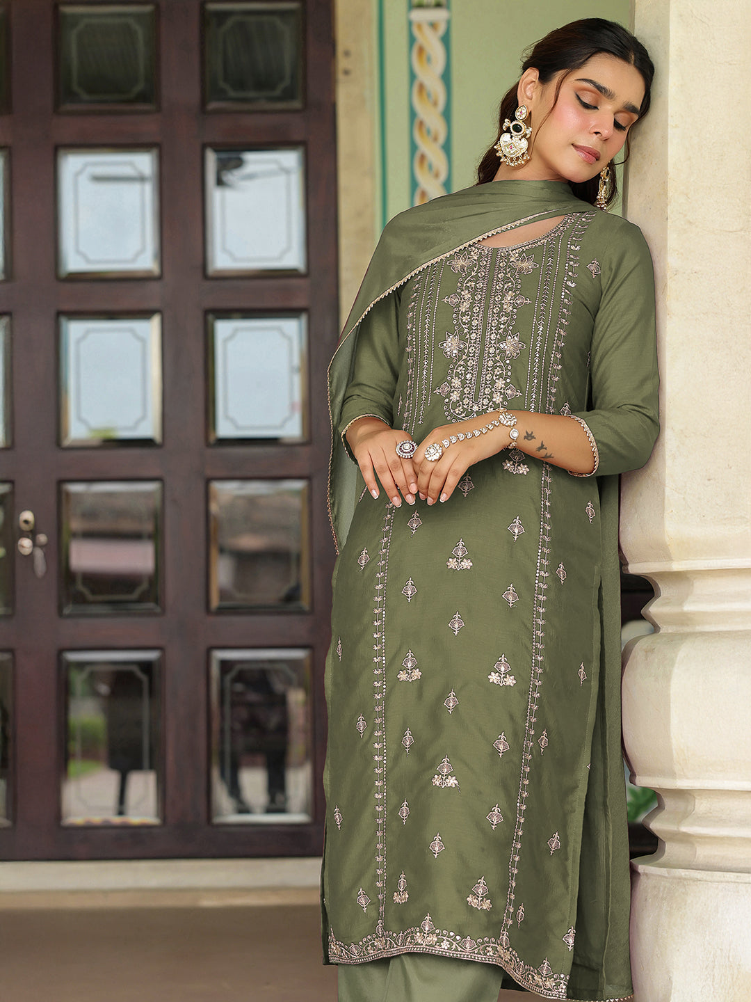 Janasya Women's Sage Green Silk Blend Zari Embroidered Straight Kurta Set