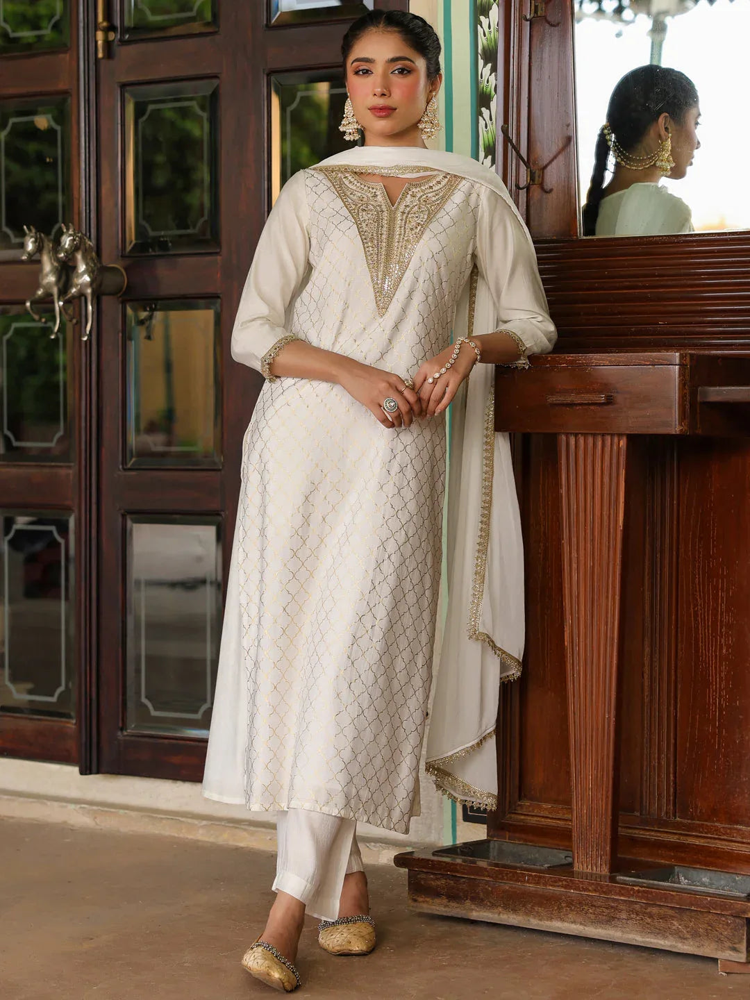 Janasya Women's Off White Chanderi Silk Gold Zari Yoke Embroidered Straight Kurta Set