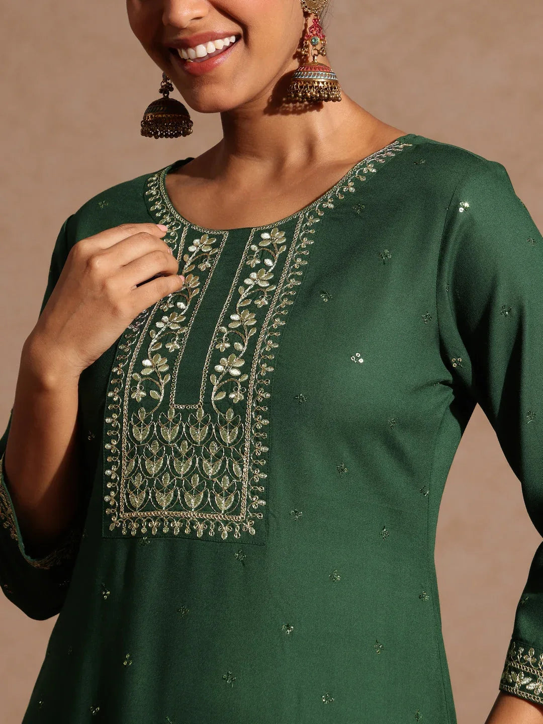 Janasya Women's Green Rayon Yoke Embroidered Sequinned Straight Kurta Set With Dupatta