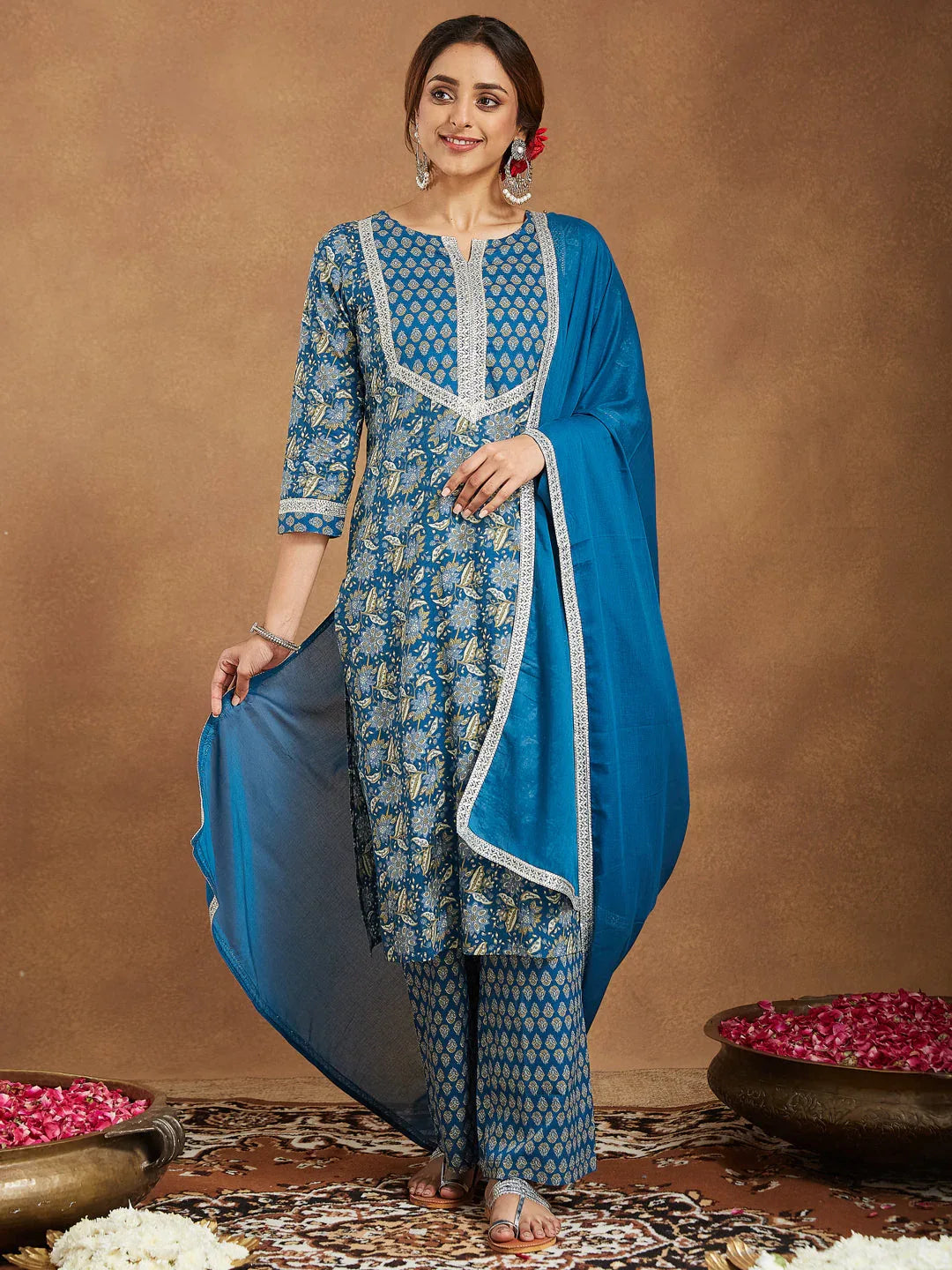 Janasya Women's Teal Blue Pure Cotton Yoke Design Floral Printed Straight Kurta Set