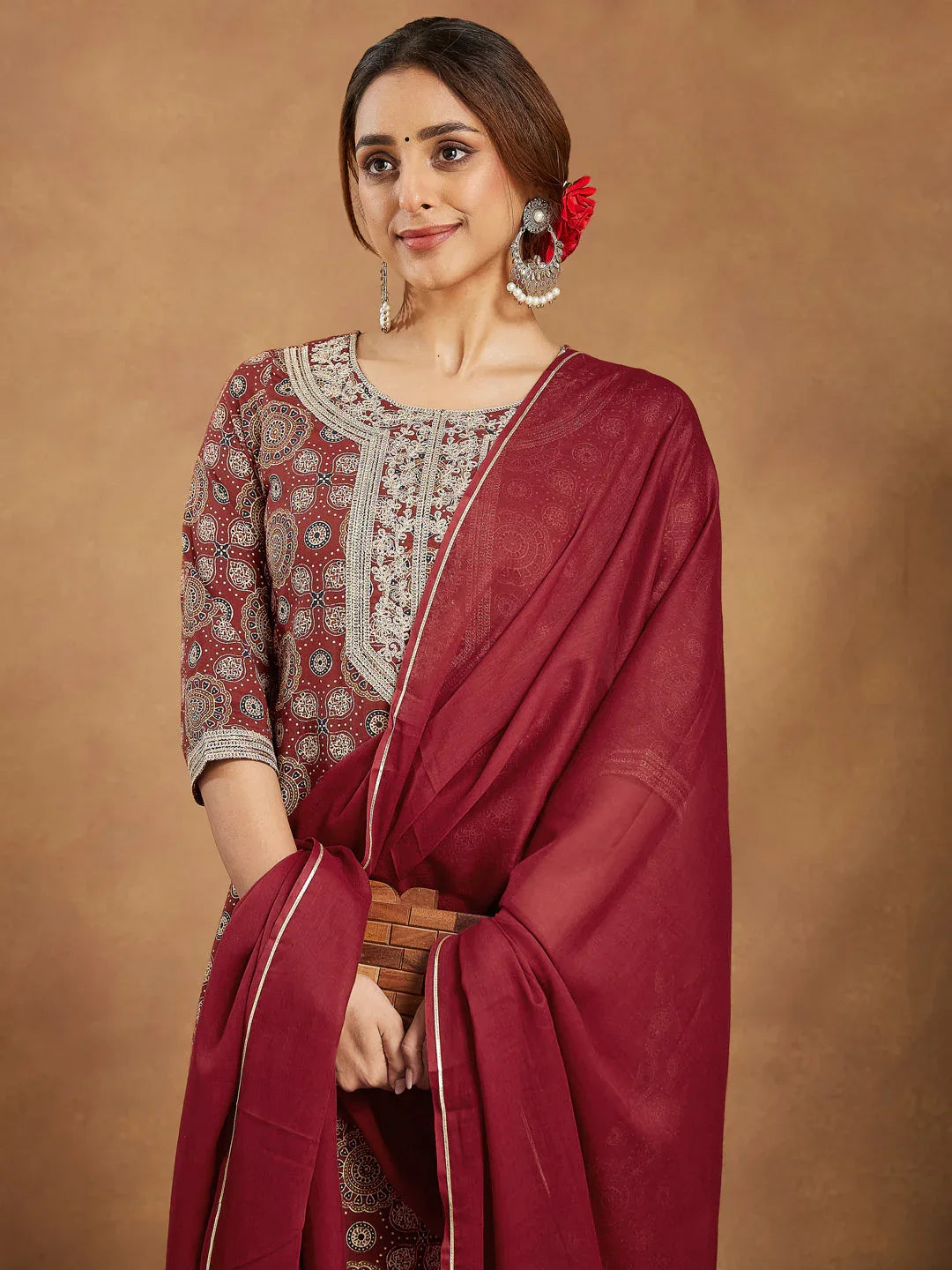 Janasya Women's Maroon Pure Cotton Ethnic Motifs Printed Straight Kurta Set