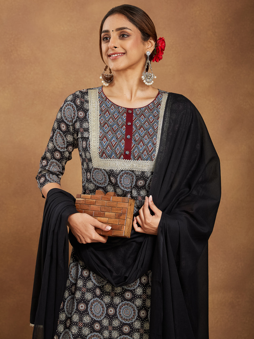 Janasya Women's Black Pure Cotton Ajrakh Printed Straight Kurta Set - qivii