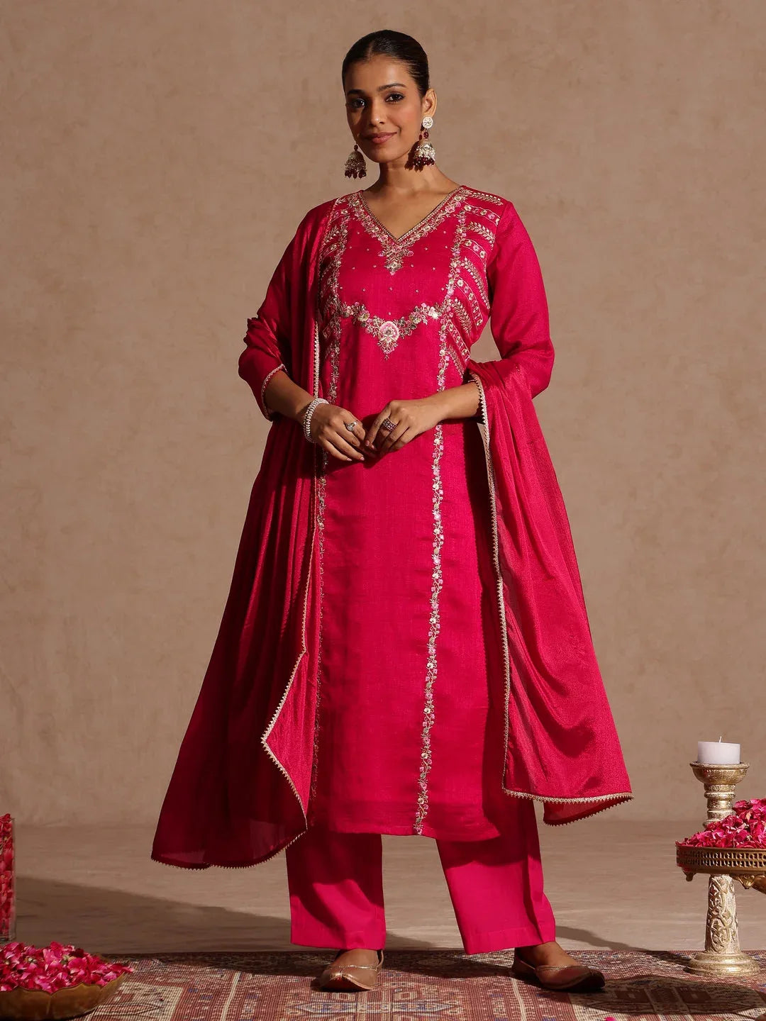 Janasya Women's Pink Silk Blend Zari Embroidered Straight Kurta Set