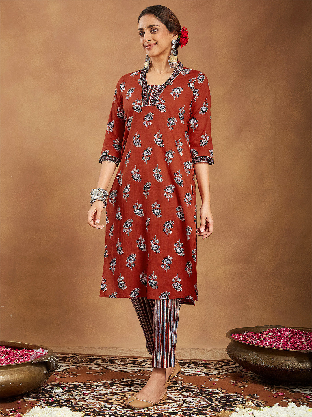 Janasya Women's Rust Pure Cotton Floral Printed Straight Kurta Set - qivii