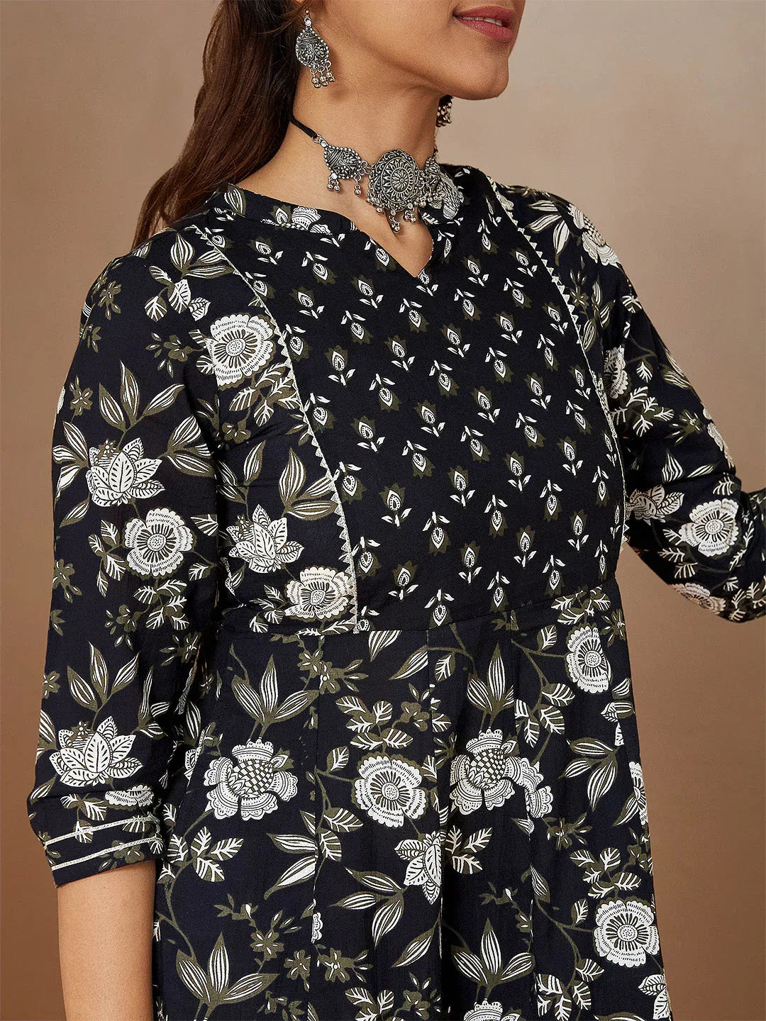 Janasya Women's Black Pure Cotton Floral Printed Anarkali Kurta Set
