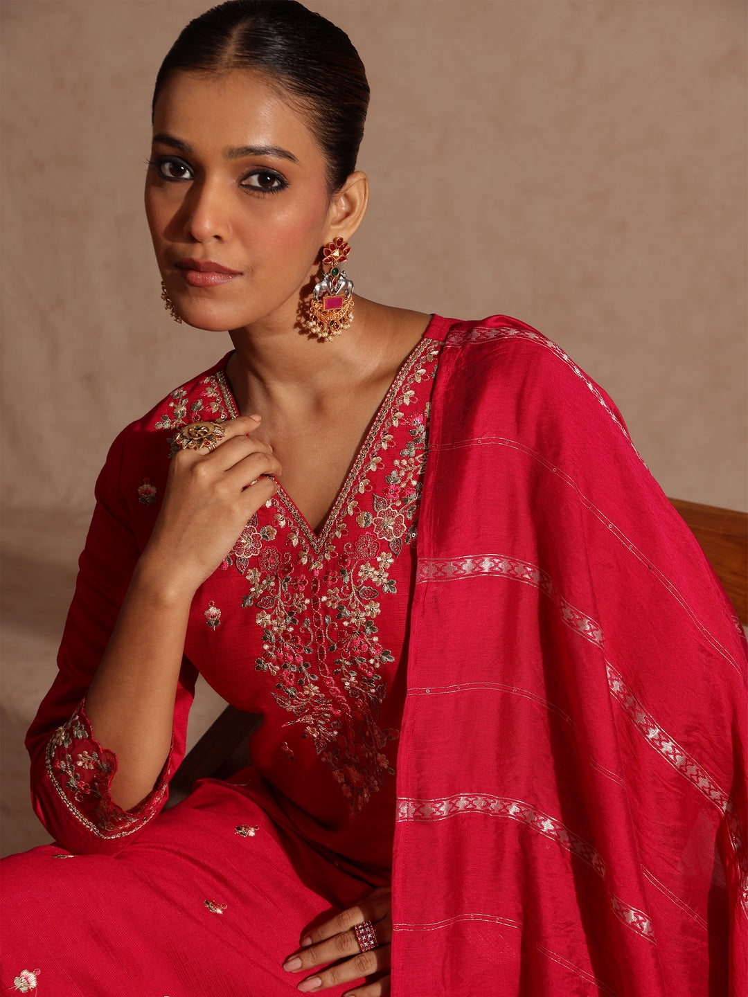 Janasya Women's Pink Silk Blend Embroidered Straight Kurta Set - qivii