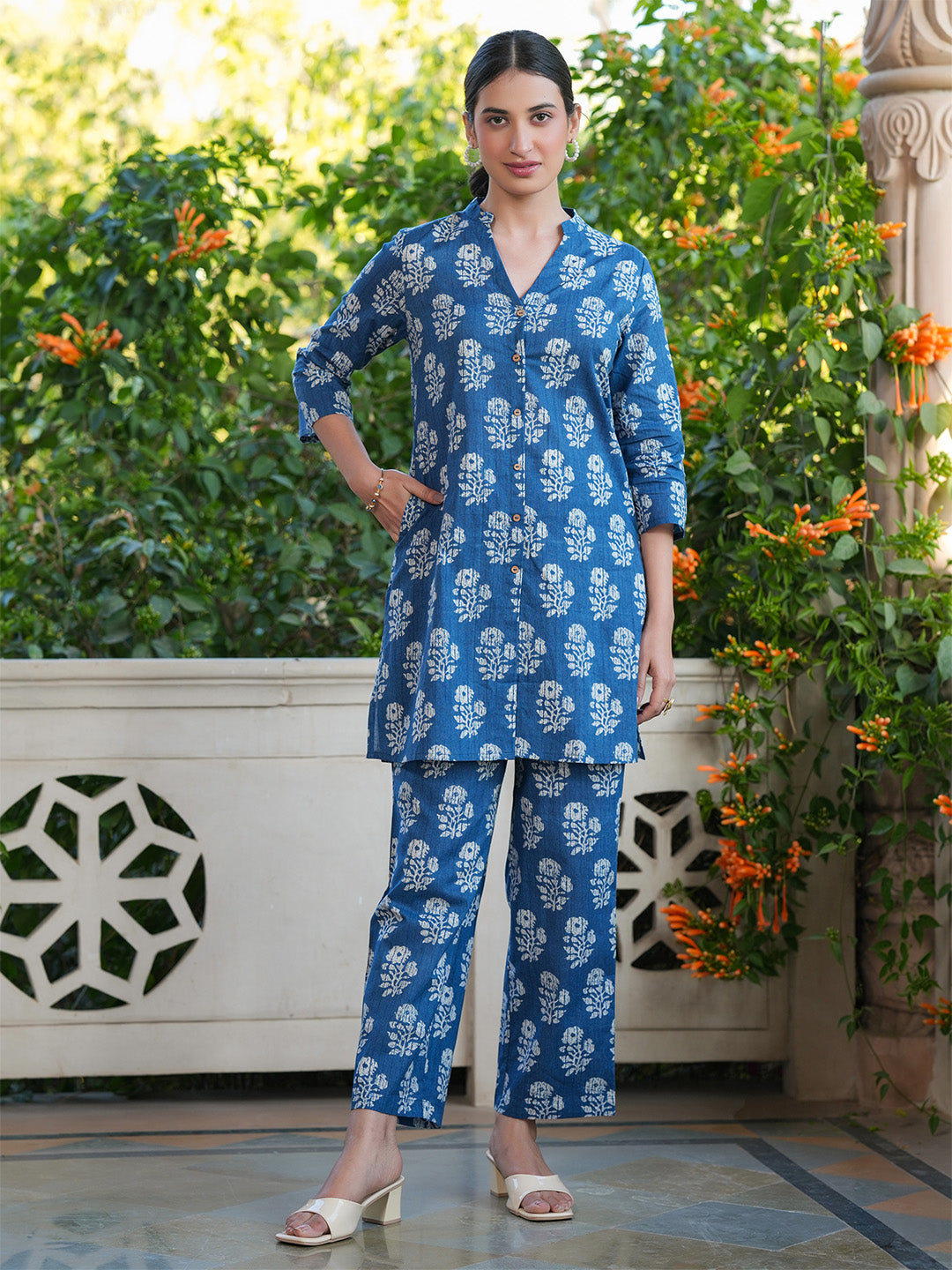 Indigo Pure Cotton Batik Printed Straight Co-ord Set - qivii