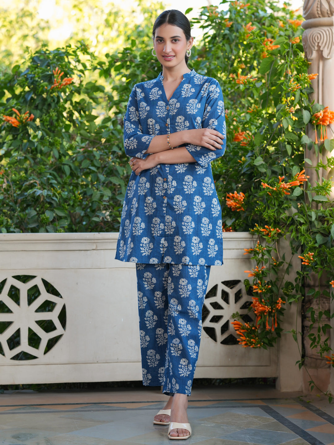 Indigo Pure Cotton Batik Printed Straight Co-ord Set - qivii