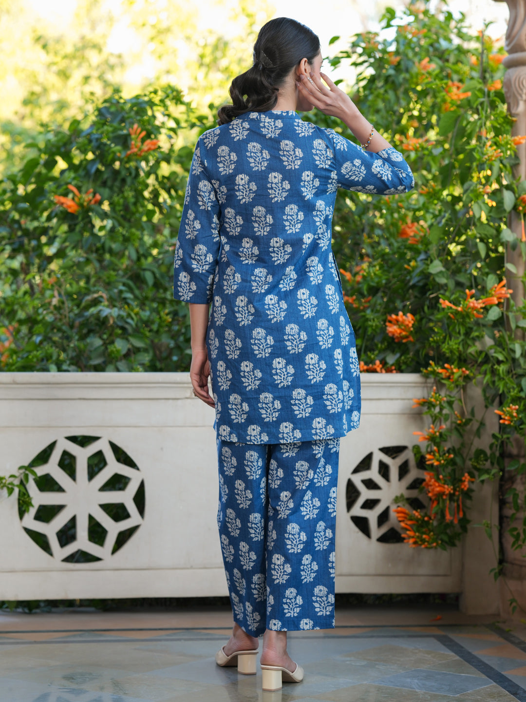 Indigo Pure Cotton Batik Printed Straight Co-ord Set - qivii