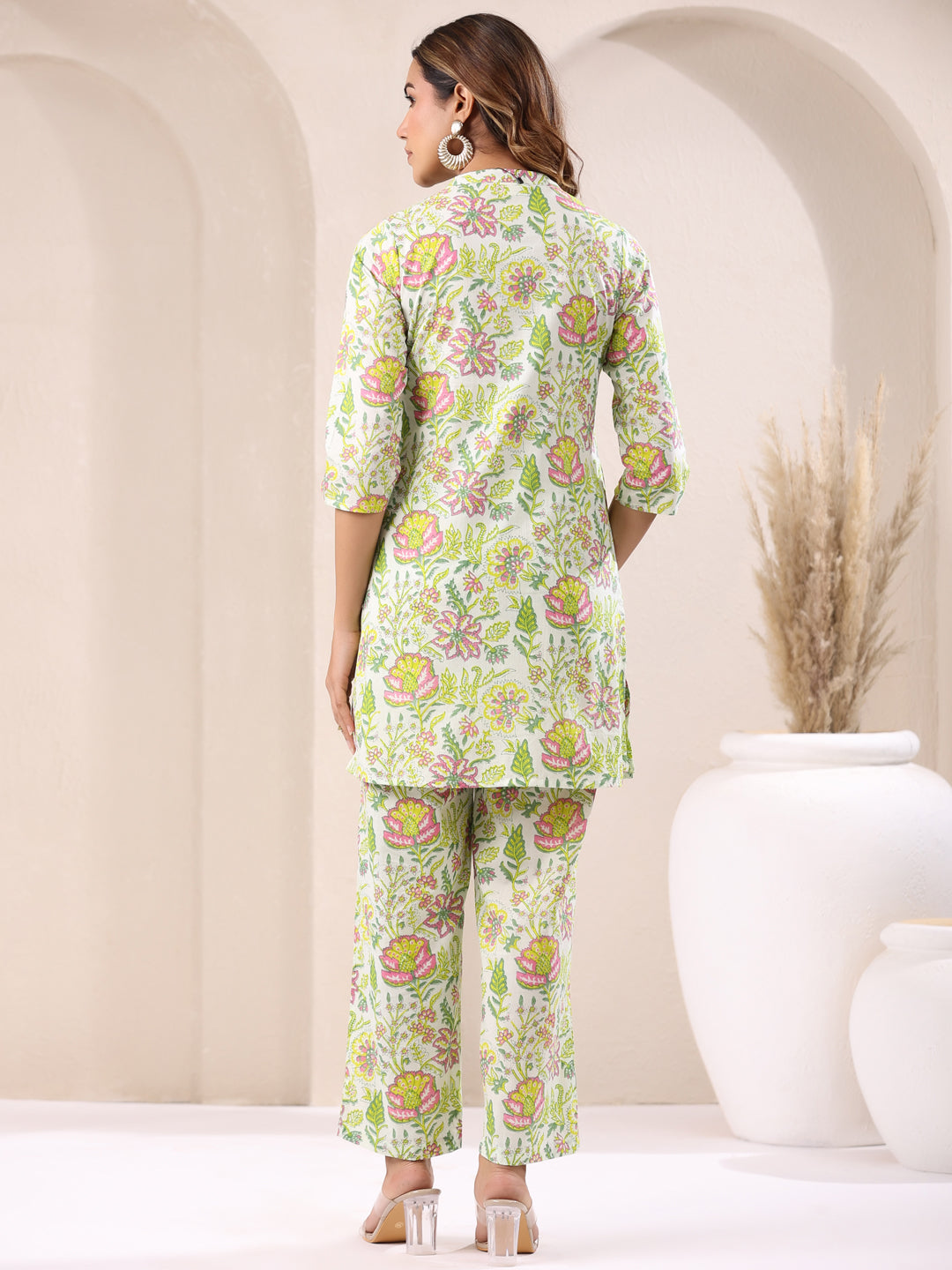 Green Pure Cotton Floral Printed Straight Co-ord Set - qivii