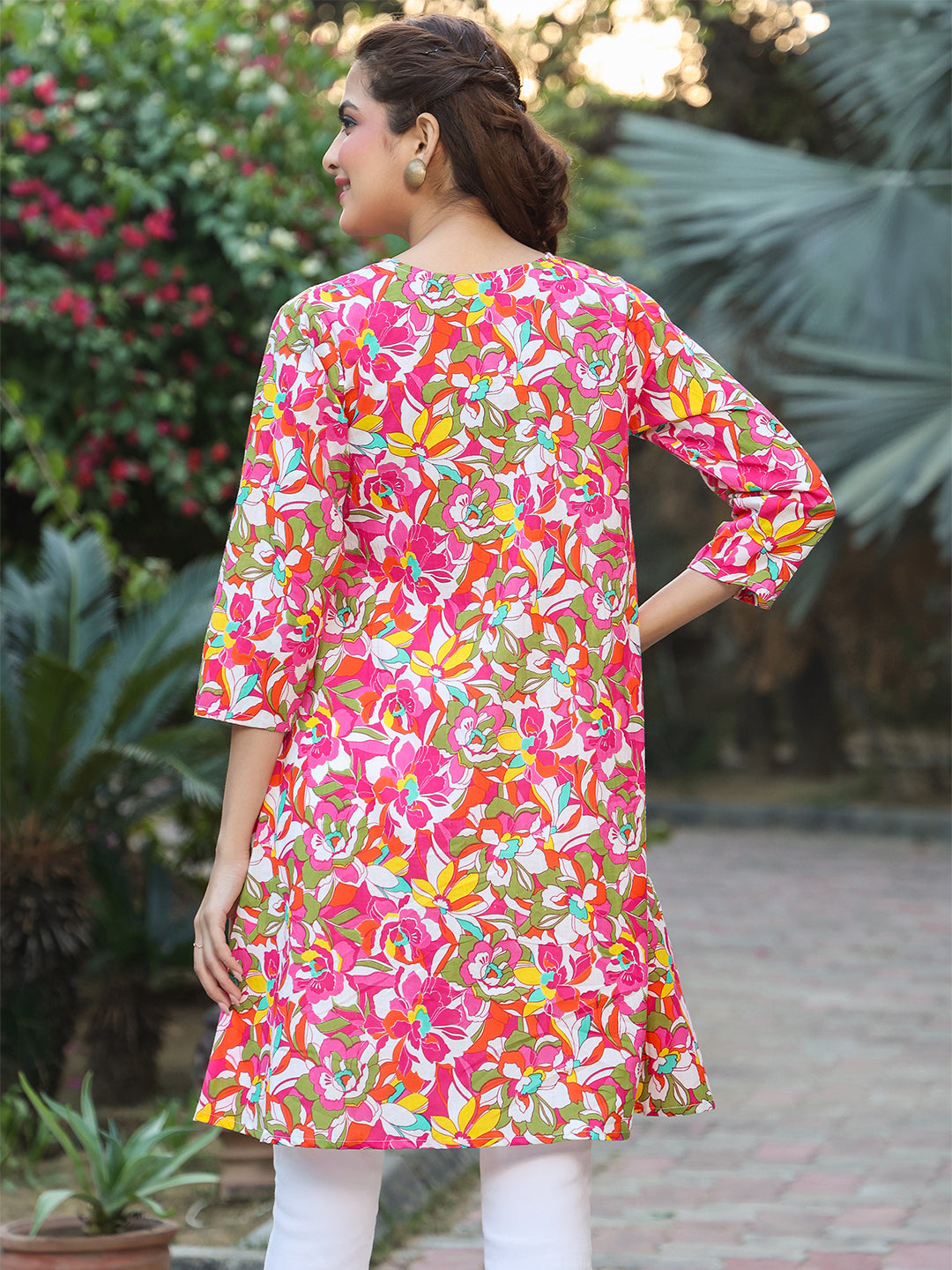 Multicolor Pure Cotton Floral Printed A-line Tunic - qivii