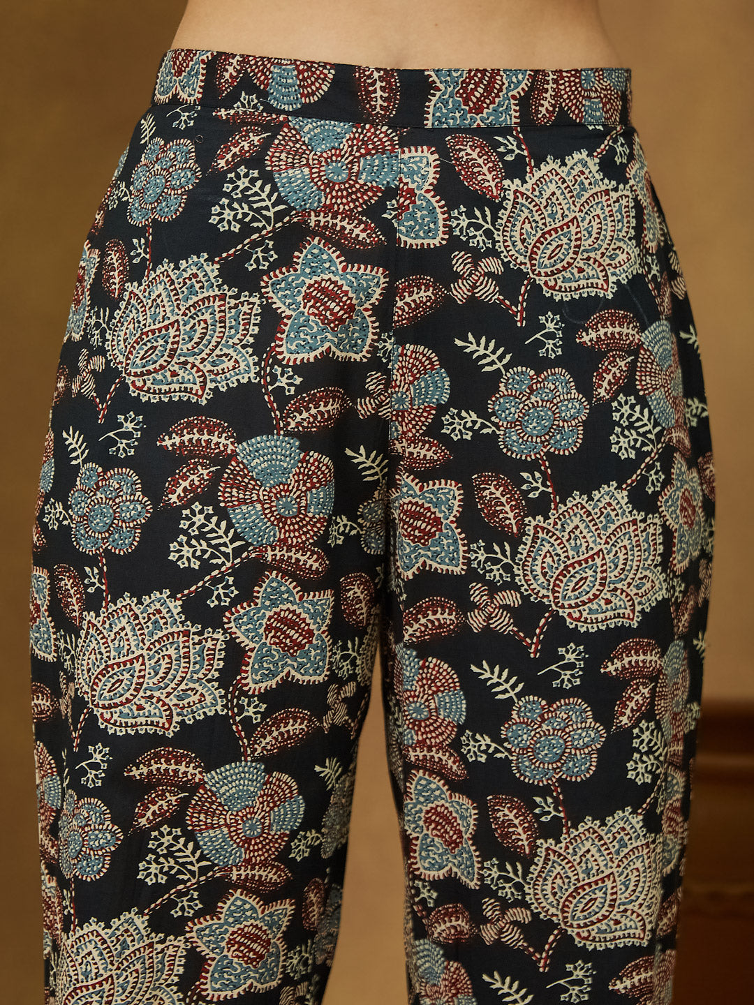 Janasya Women's Black Pure Cotton Floral Printed Straight Co-ord Set - qivii