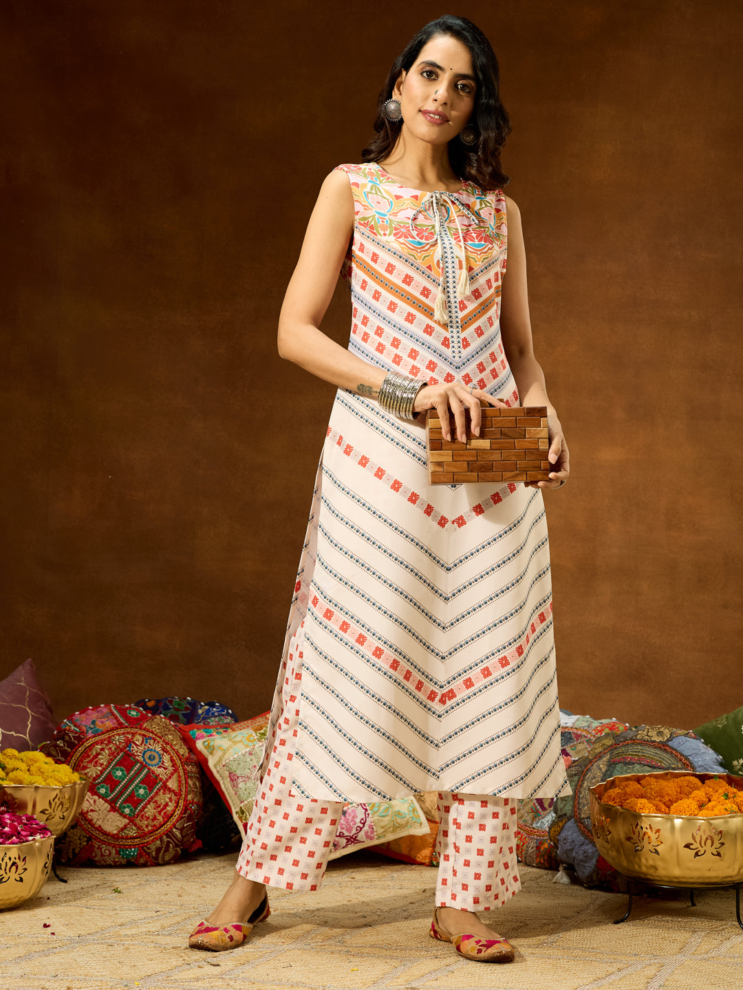 Janasya Women's Cream Cotton Blend Floral Printed Straight Co-ord Set