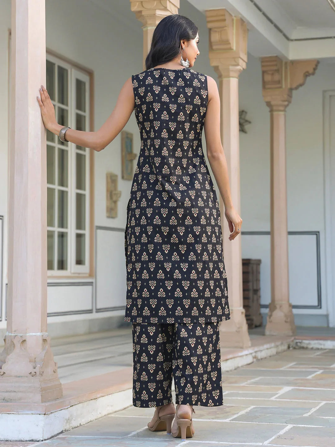 Black Pure Cotton Floral Printed Straight Kurta Set