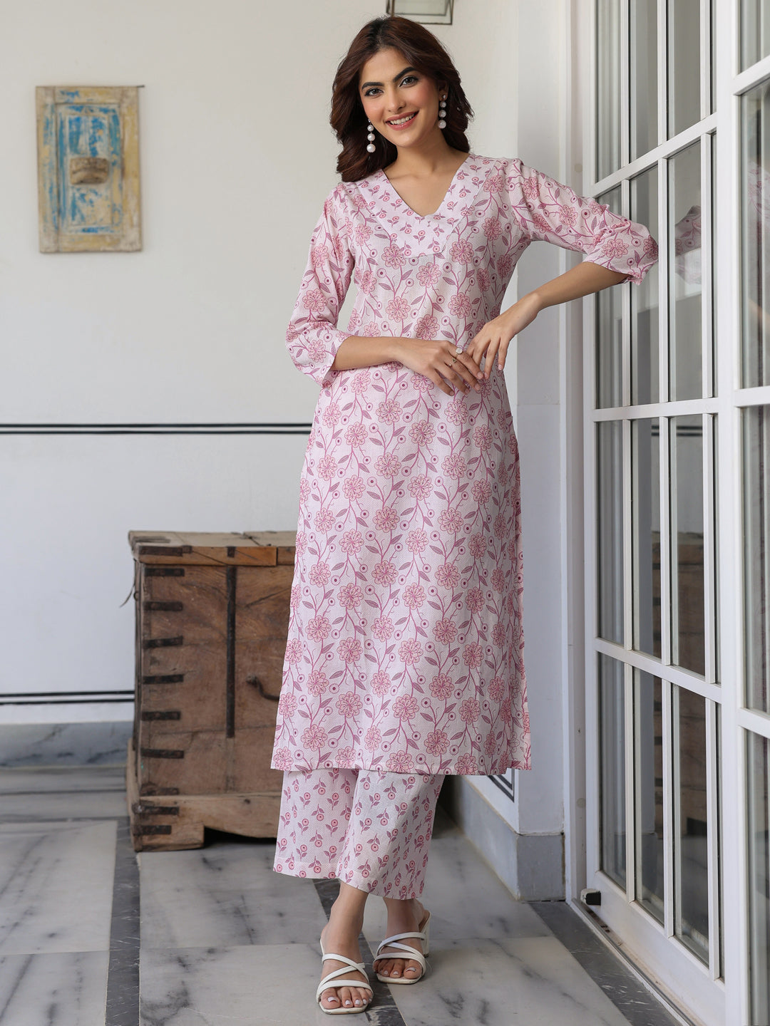 Light Pink Pure Cotton Floral Printed Straight Kurta Pant Set - qivii