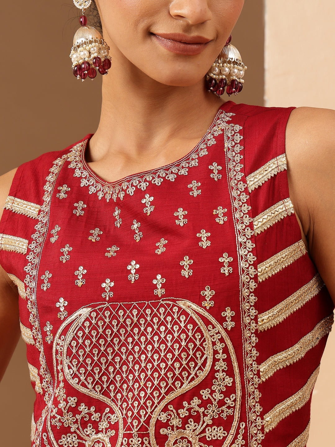 Janasya Women's Red Silk Blend Zari Embroidered Straight Kurta - qivii