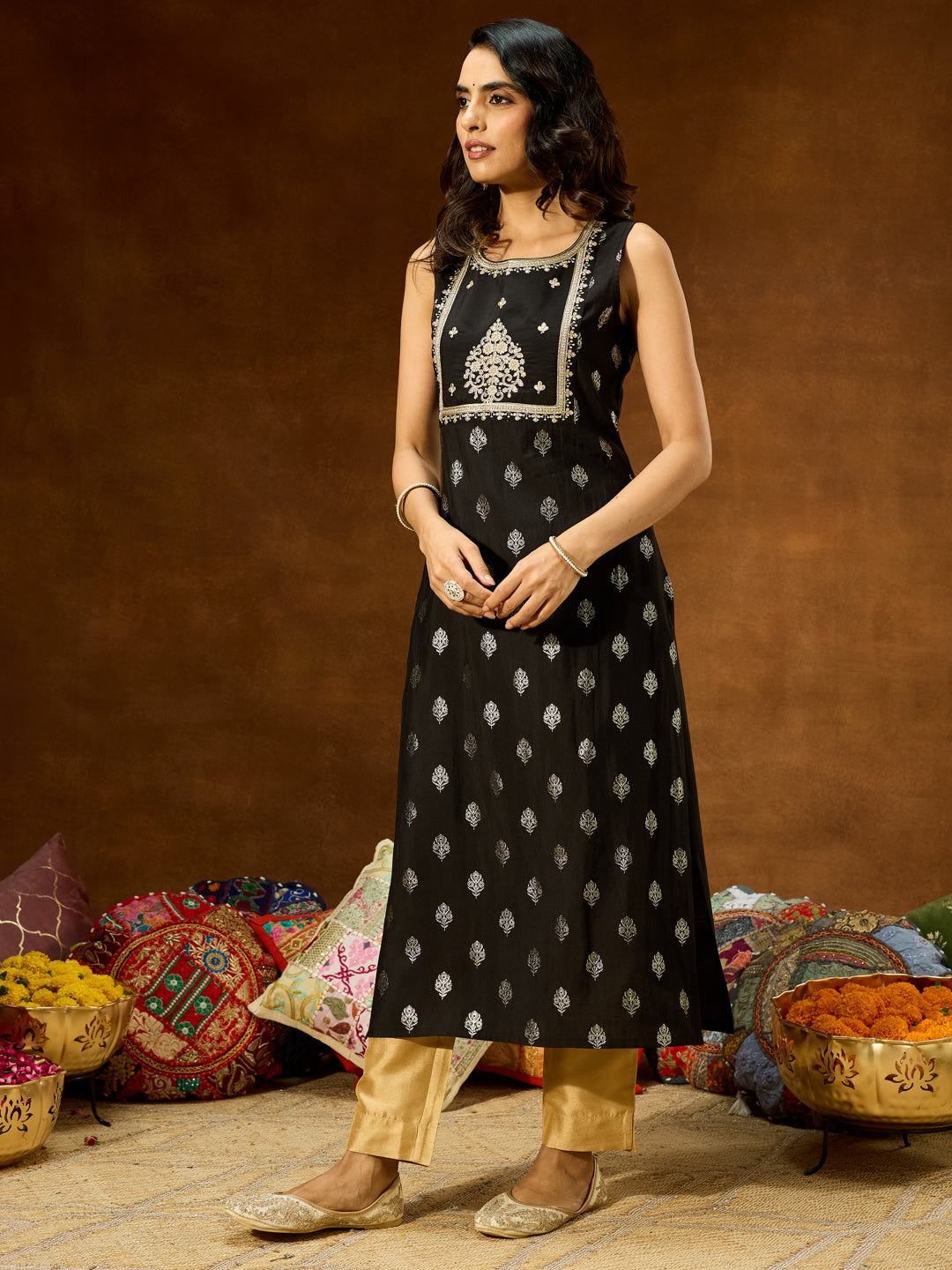 Janasya Women's Black Chanderi Yoke Embroidered Straight Kurta